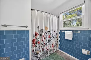 18 S Beaumont Ave, Catonsville, MD 21228 - Photo 25