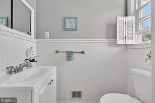 18 S Beaumont Ave, Catonsville, MD 21228 - Photo 29