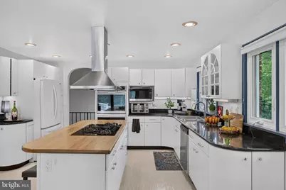 2104 Cedar Circle Drive, Catonsville, MD 21228 - Photo 35