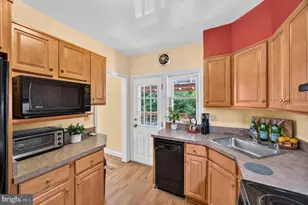 44 Briarwood Rd, Catonsville, MD 21228 - Photo 17