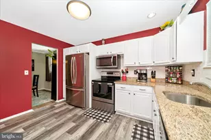 305 Glyndon Dr, Reisterstown, MD 21136 - Photo 11