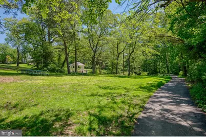 10 Elmont Avenue, Baltimore, MD 21206 - Photo 65