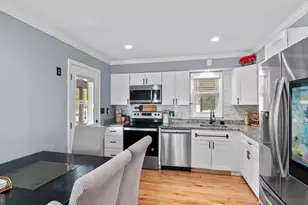 18 N Hawthorne Rd, Middle River, MD 21220 - Photo 7