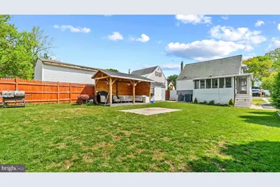 18 N Hawthorne Road, Middle River, MD 21220 - Photo 25