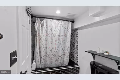 18 N Hawthorne Road, Middle River, MD 21220 - Photo 21