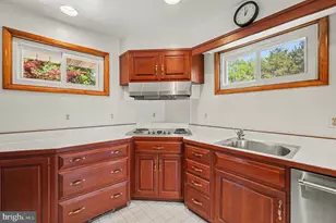 9204 Snyder Ln, Perry Hall, MD 21128 - Photo 11