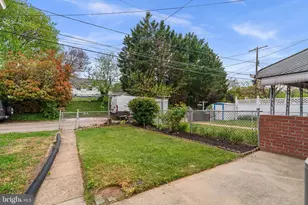 1245 Brewster St, Baltimore, MD 21227 - Photo 23