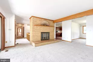 18 Byway Rd, Owings Mills, MD 21117 - Photo 9