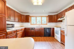 18 Byway Rd, Owings Mills, MD 21117 - Photo 13