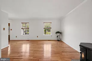 4705 Greencove Cir, Baltimore, MD 21219 - Photo 7