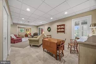 8 Rolling Farm Ct, Baltimore, MD 21228 - Photo 39