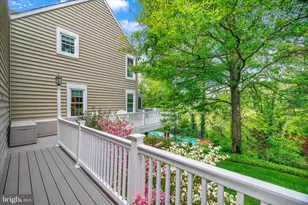 8 Rolling Farm Ct, Baltimore, MD 21228 - Photo 53