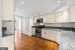 11 Tanner Ct, Baltimore, MD 21208 - Photo 11