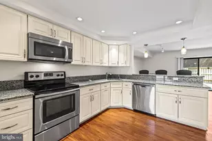 11 Tanner Ct, Baltimore, MD 21208 - Photo 13