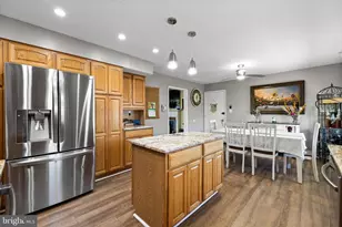 8928 Satyr Hill, Parkville, MD 21234 - Photo 19