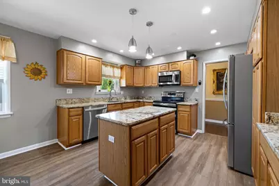 8928 Satyr Hill, Parkville, MD 21234 - Photo 17