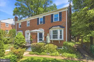 6505 Loch Hill Ct, Baltimore, MD 21239 - Photo 3