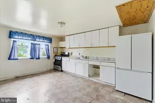 7823 St Bridget Ln, Dundalk, MD 21222 - Photo 11