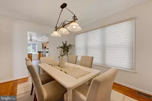 8216 Thornton Rd, Towson, MD 21204 - Photo 9