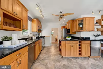 8216 Thornton Road, Towson, MD 21204 - Photo 13