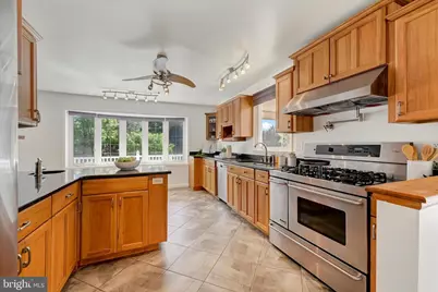 8216 Thornton Road, Towson, MD 21204 - Photo 15
