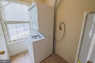 7 Pipe Hill Ct, Baltimore, MD 21209 - Photo 33
