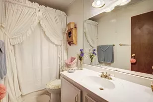 12390 Boncrest Dr, Reisterstown, MD 21136 - Photo 15