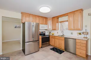 4 Kings Pl, Perry Hall, MD 21128 - Photo 7
