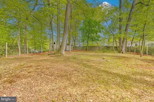 9807 Hilltop Dr, Baltimore, MD 21234 - Photo 15