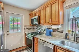 9807 Hilltop Dr, Baltimore, MD 21234 - Photo 29