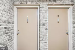 2 Summit Hill Ct, Baltimore, MD 21228 - Photo 3