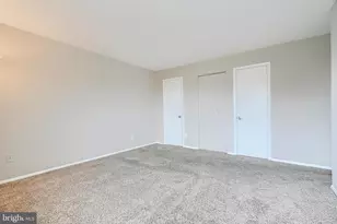2 Summit Hill Ct, Baltimore, MD 21228 - Photo 17