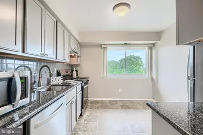 2 Summit Hill Court #C-3, Baltimore, MD 21228 - Photo 13