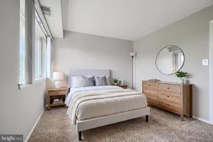 2 Summit Hill Ct, Baltimore, MD 21228 - Photo 23
