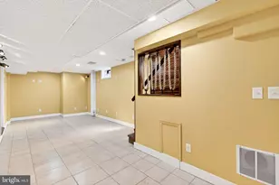 9 Maple Ave, Baltimore, MD 21228 - Photo 65