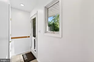 9 Maple Ave, Baltimore, MD 21228 - Photo 29