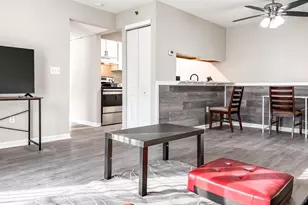 1260 Sugarwood Cir, Essex, MD 21221 - Photo 3