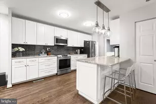 110 Old Crossing Dr, Baltimore, MD 21208 - Photo 11