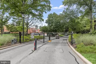 110 Old Crossing Dr, Baltimore, MD 21208 - Photo 61