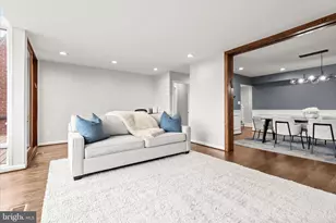 110 Old Crossing Dr, Baltimore, MD 21208 - Photo 29