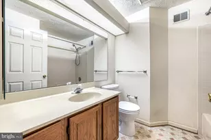 9932 Britinay Ln, Baltimore, MD 21234 - Photo 21