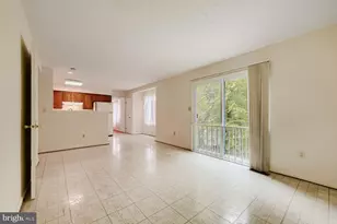 9932 Britinay Ln, Baltimore, MD 21234 - Photo 11