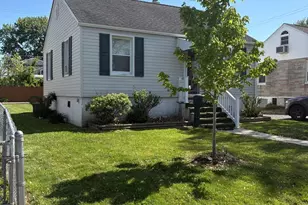 210 Pinewood Rd, Baltimore, MD 21222 - Photo 13