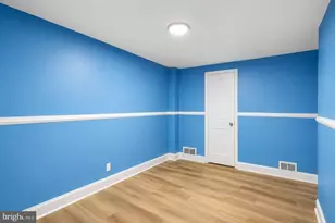 7487 Berkshire Rd, Baltimore, MD 21224 - Photo 9