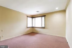 7920 Long Meadow Rd, Baltimore, MD 21208 - Photo 25