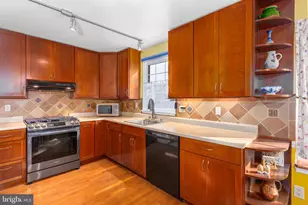 39 Sunnyvale Ct, Cockeysville, MD 21030 - Photo 13