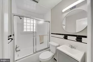 2909 Willoughby Rd, Parkville, MD 21234 - Photo 15
