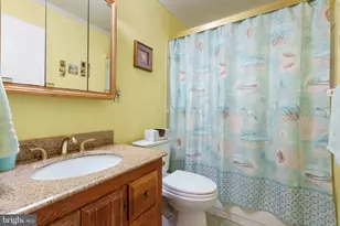 2321 Holyoke Rd, Rosedale, MD 21237 - Photo 19