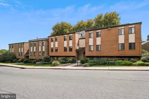 1811 Snow Meadow Ln, Baltimore, MD 21209 - Photo 1