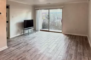 1260 Sugarwood Cir, Essex, MD 21221 - Photo 5